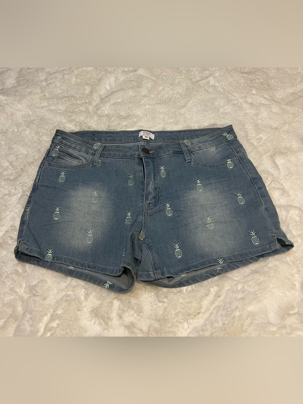Crown & Ivy Embroidered Pineapple Denim Shorts